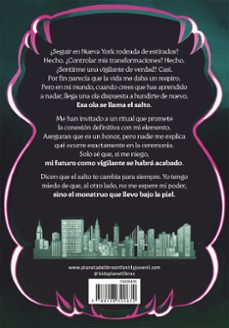 clara nox 3. la hora del salto-isabel alvarez-9788408320630