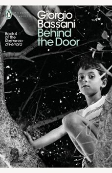 behind the door-giorgio bassani-9780141192130